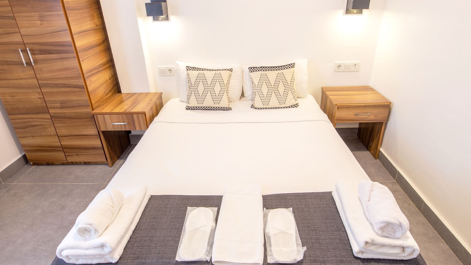 rooms-ekonomik-2-kisilik-oda--kisitli-manzarali