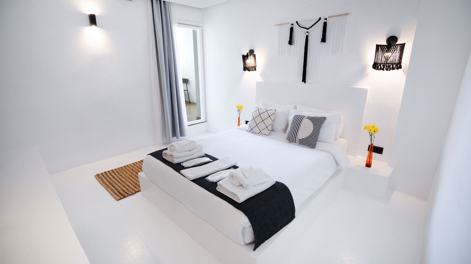 rooms-superior-4-kisilik-oda--kara-manzarali