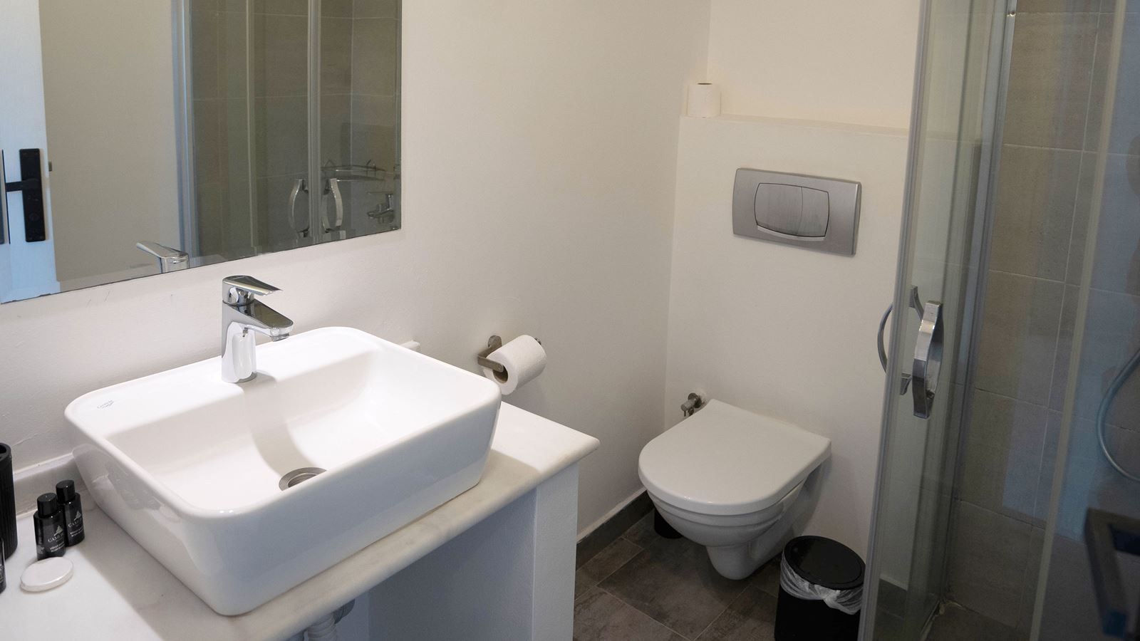 rooms-deluxe-3-kisilik-oda--deniz-manzarali