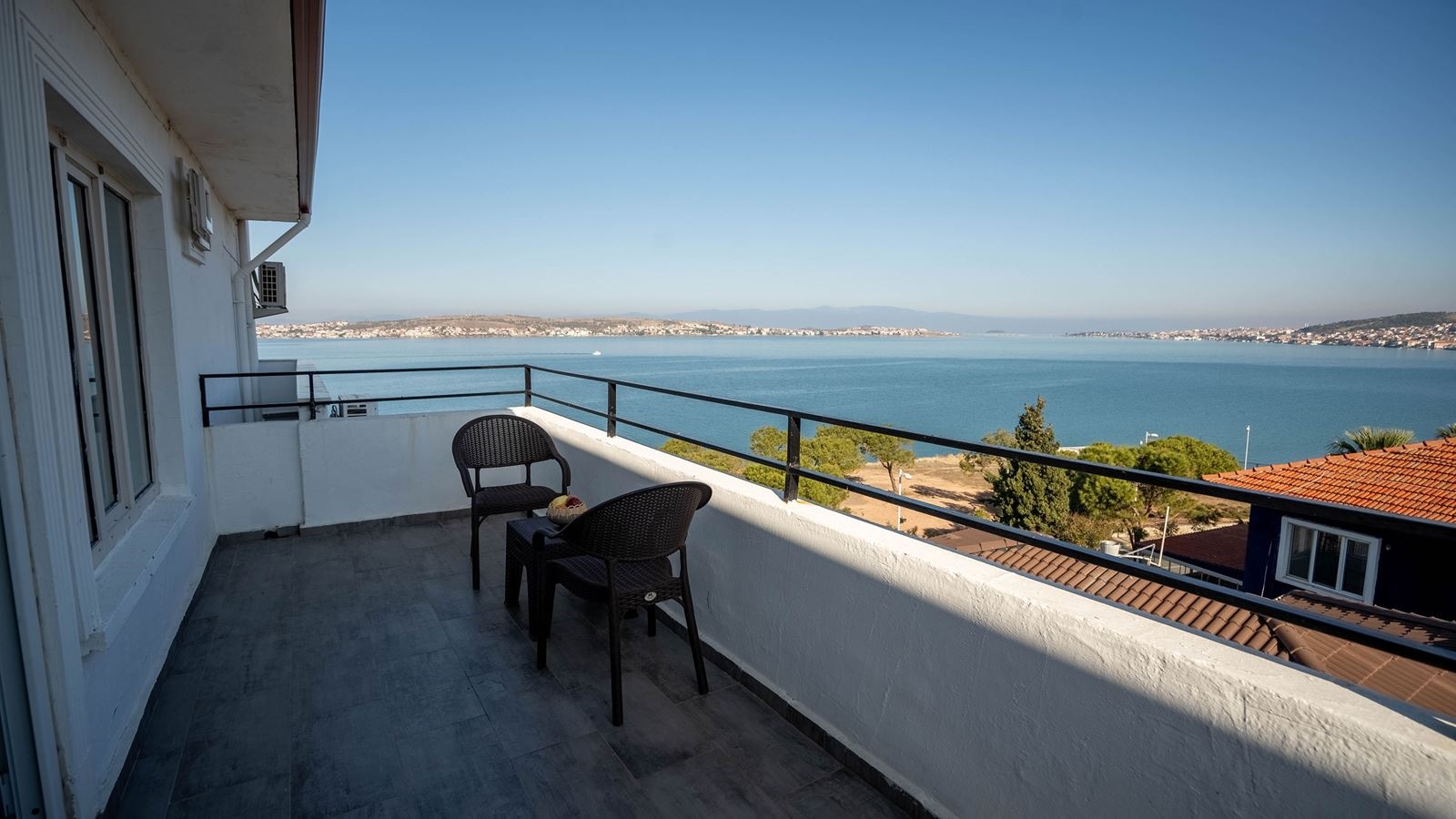 rooms-deluxe-3-kisilik-oda--deniz-manzarali