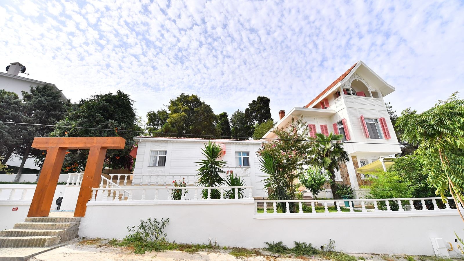 general-main-building