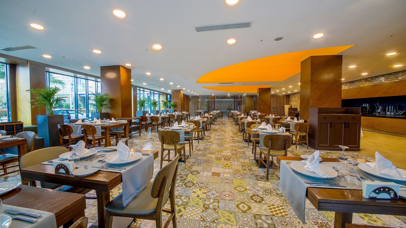 restaurants-main-restourant