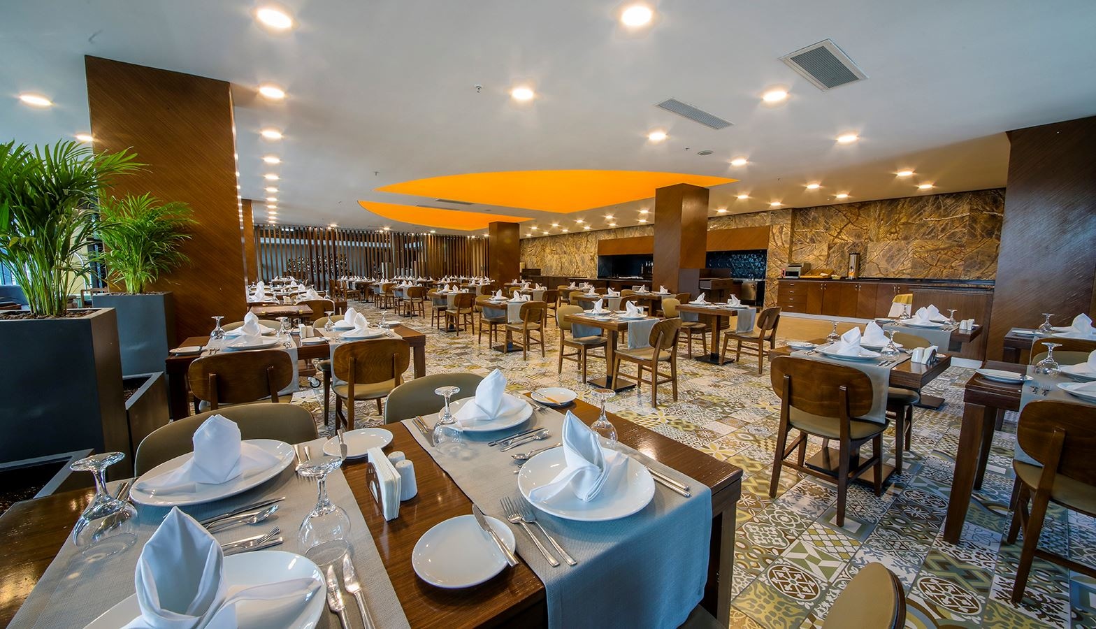 restaurants-main-restourant