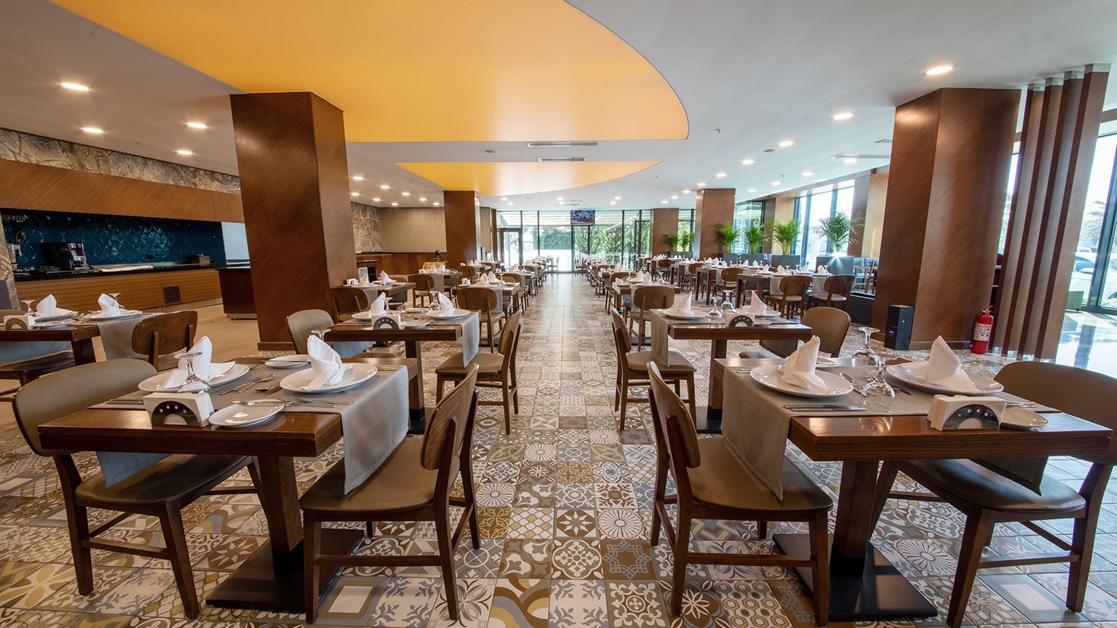 restaurants-main-restourant