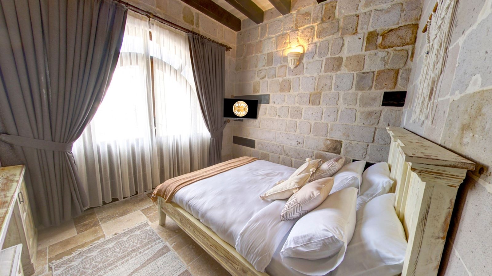 rooms-deluxe-terrace-room