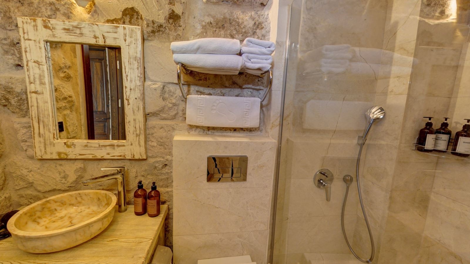 rooms-deluxe-terrace-room