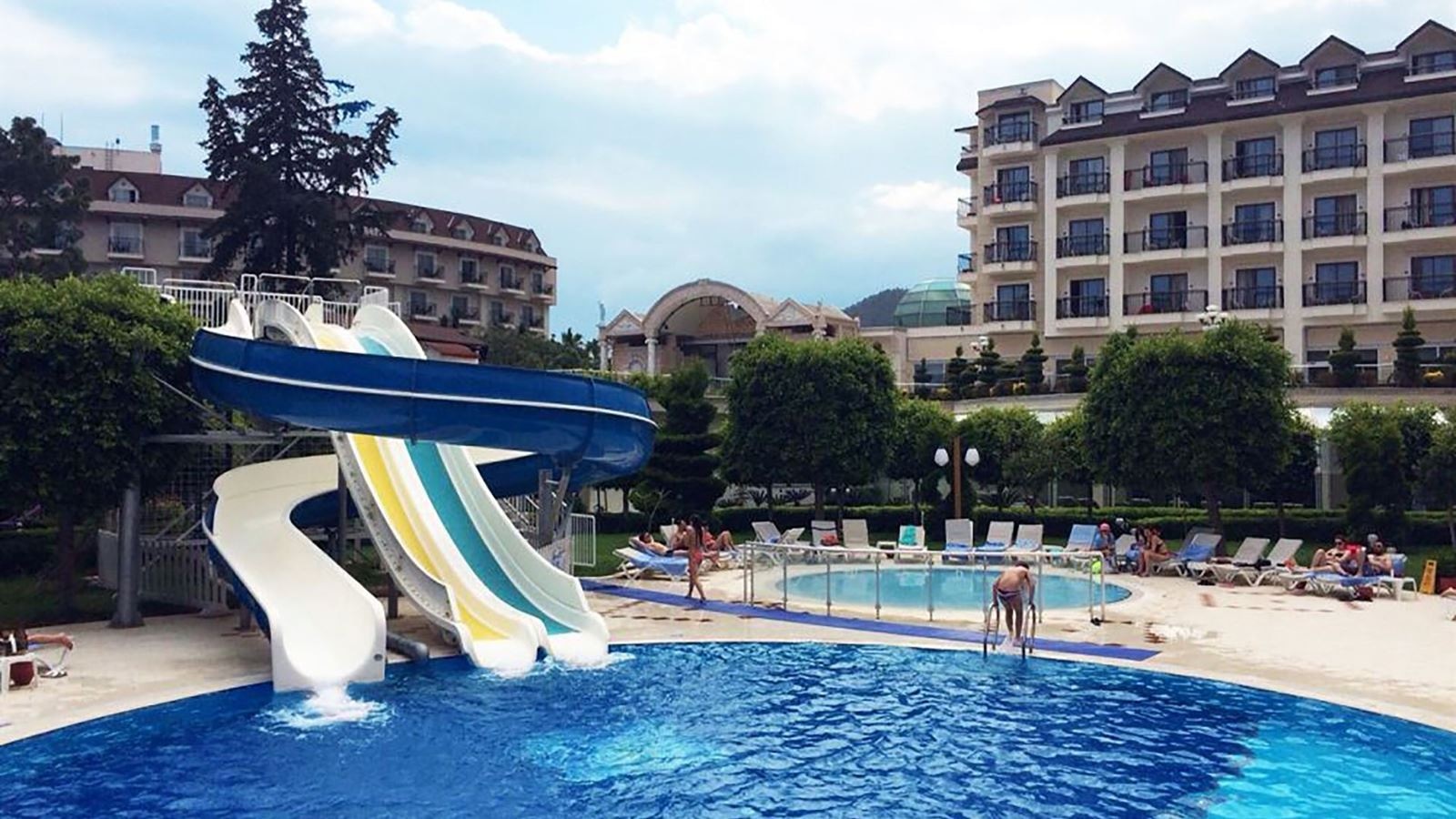 water-park-water-park