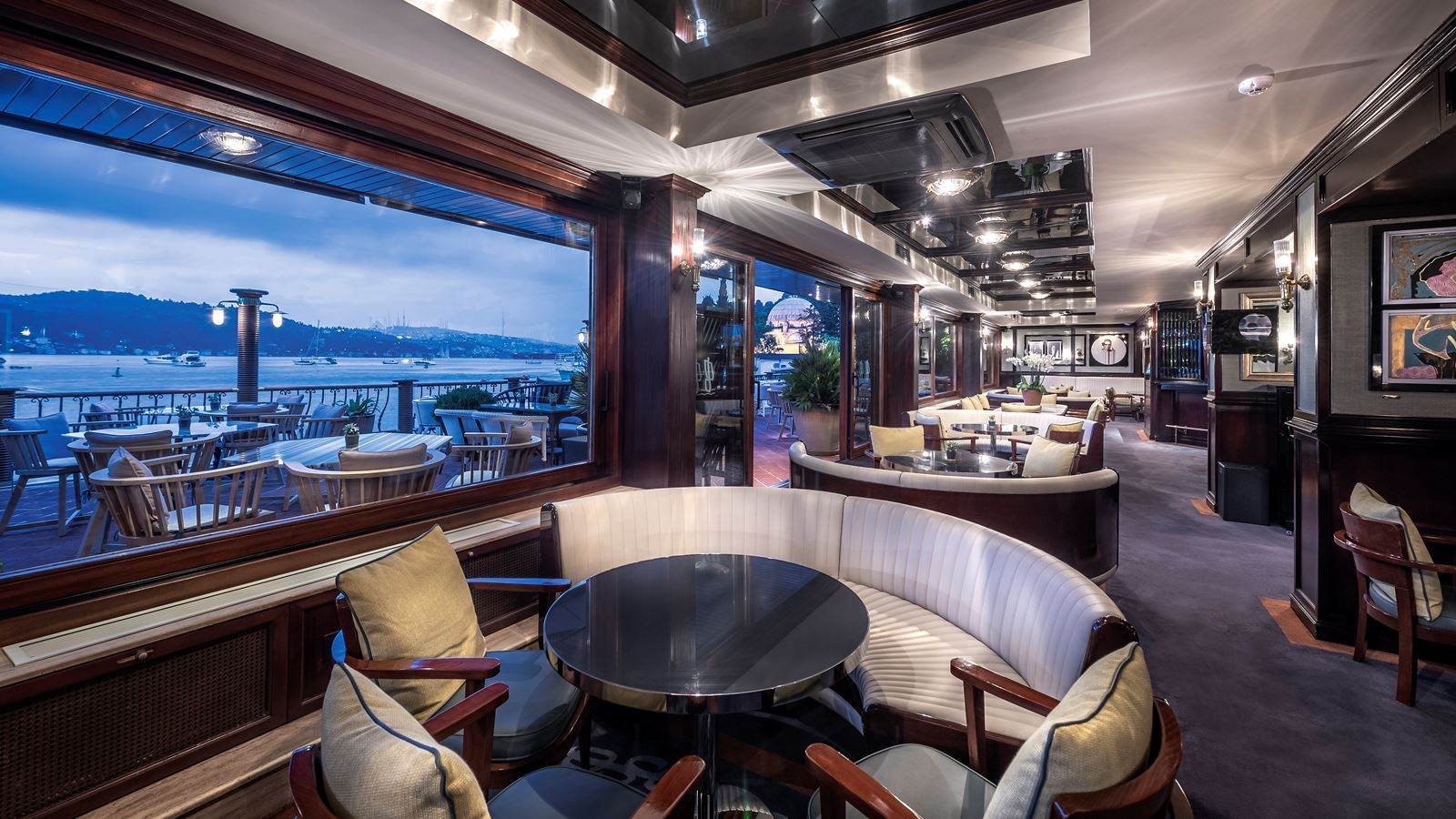 restaurants-restaurants