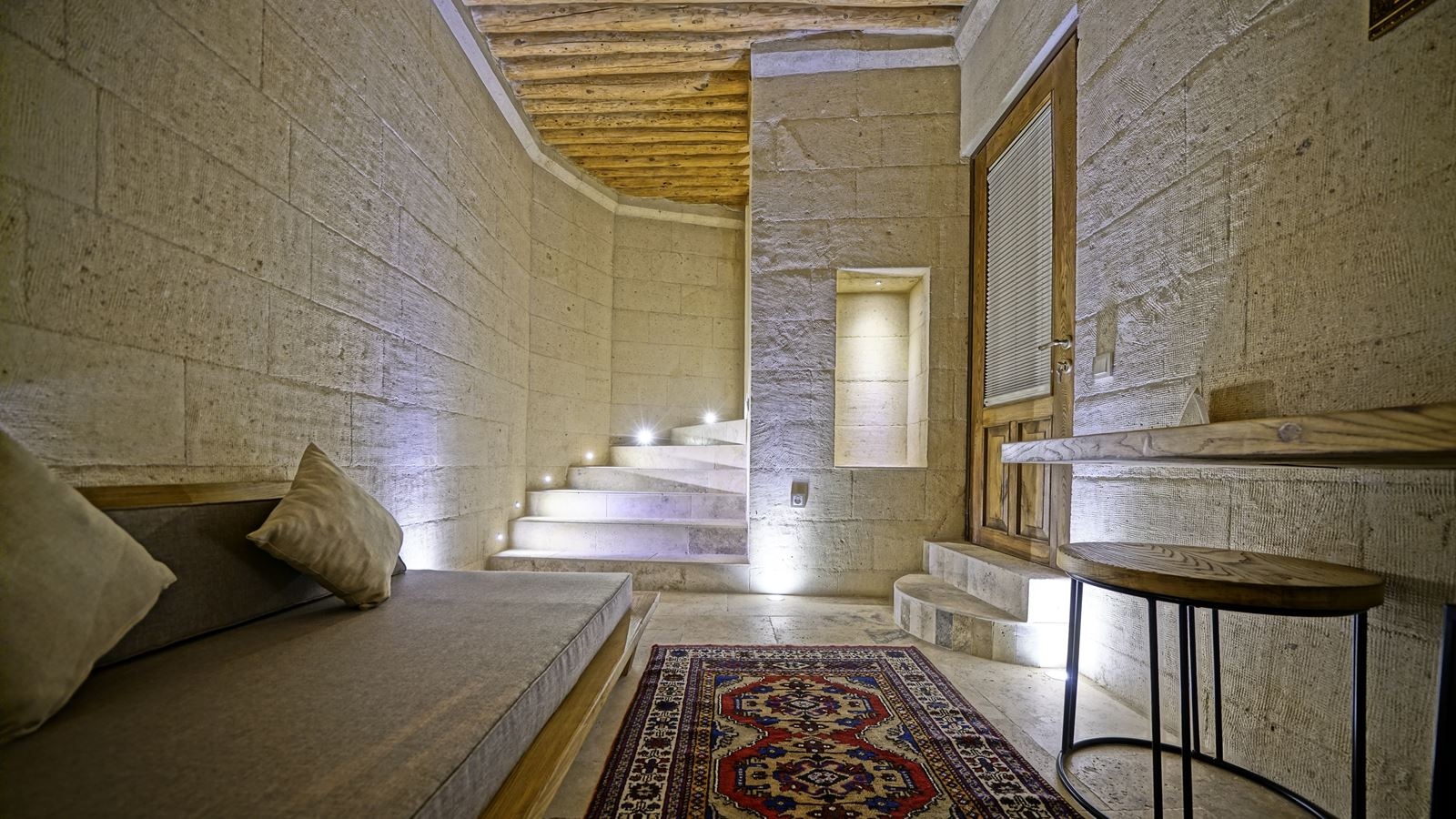 rooms-balkonlu-dublex-suite-1010