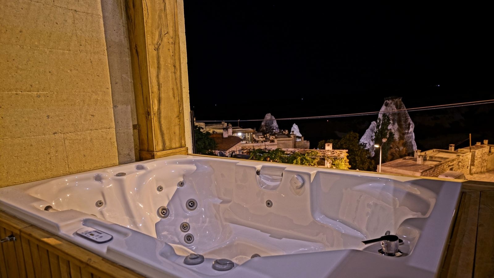 rooms-balkonlu-dublex-suite-1010