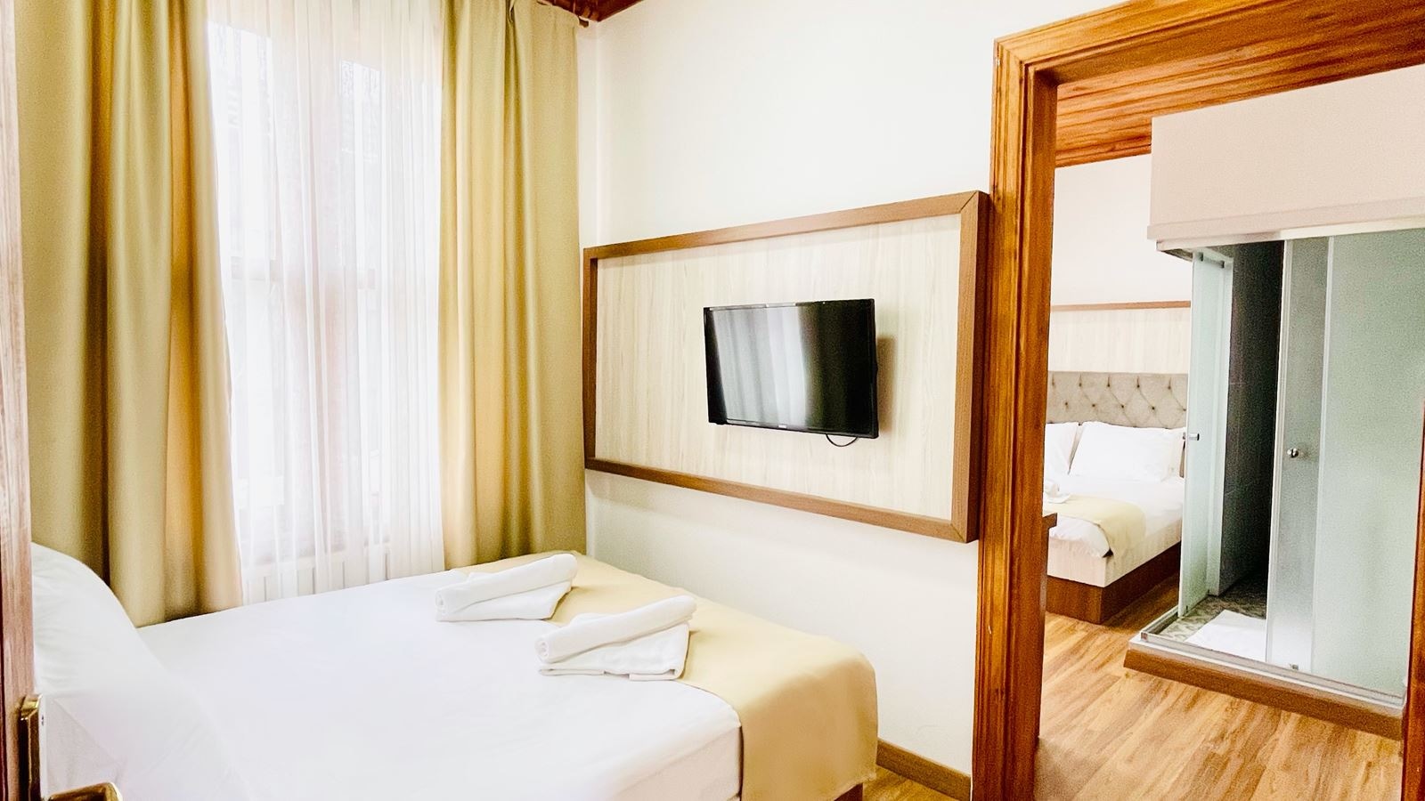 rooms-family-room-standard