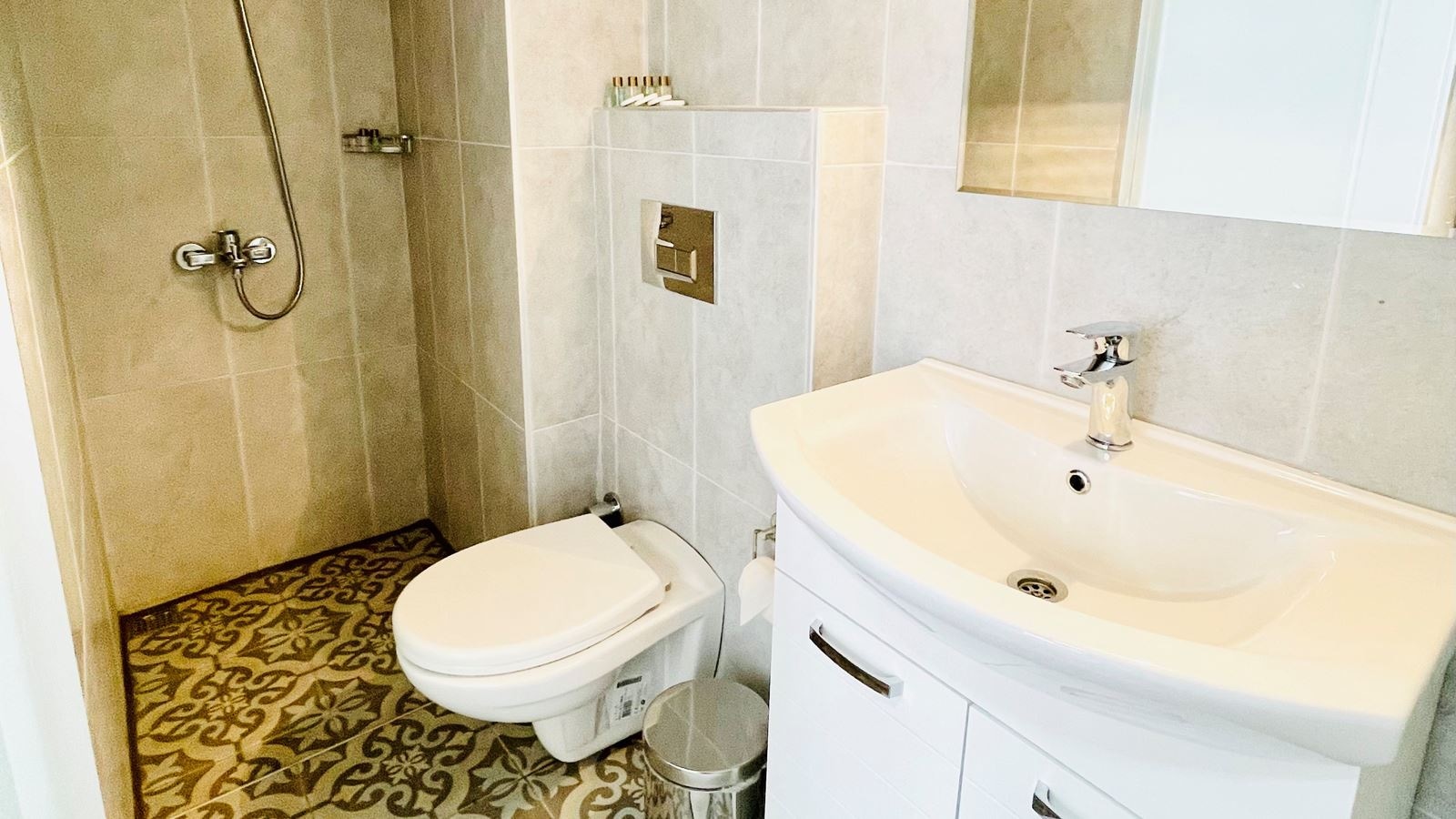 rooms-family-room-standard