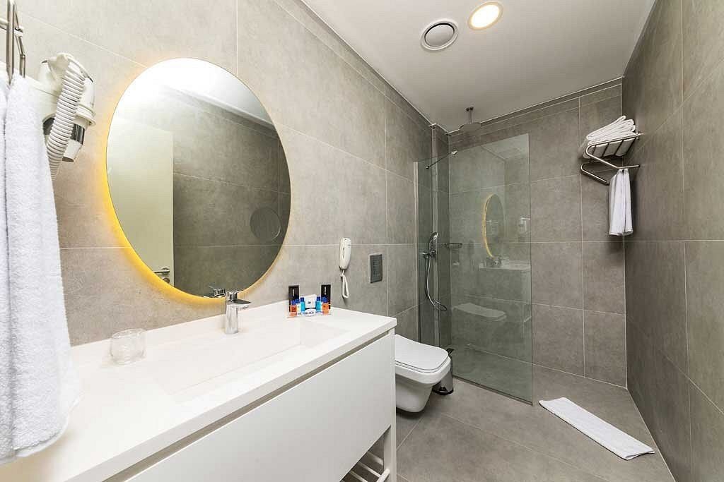 rooms-double-or-twin-standard