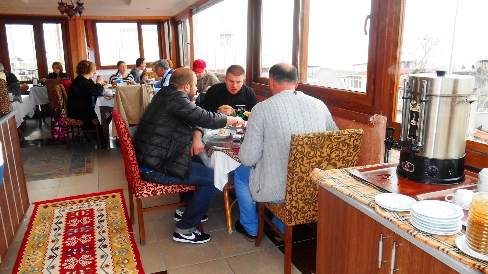 restaurants-restaurants