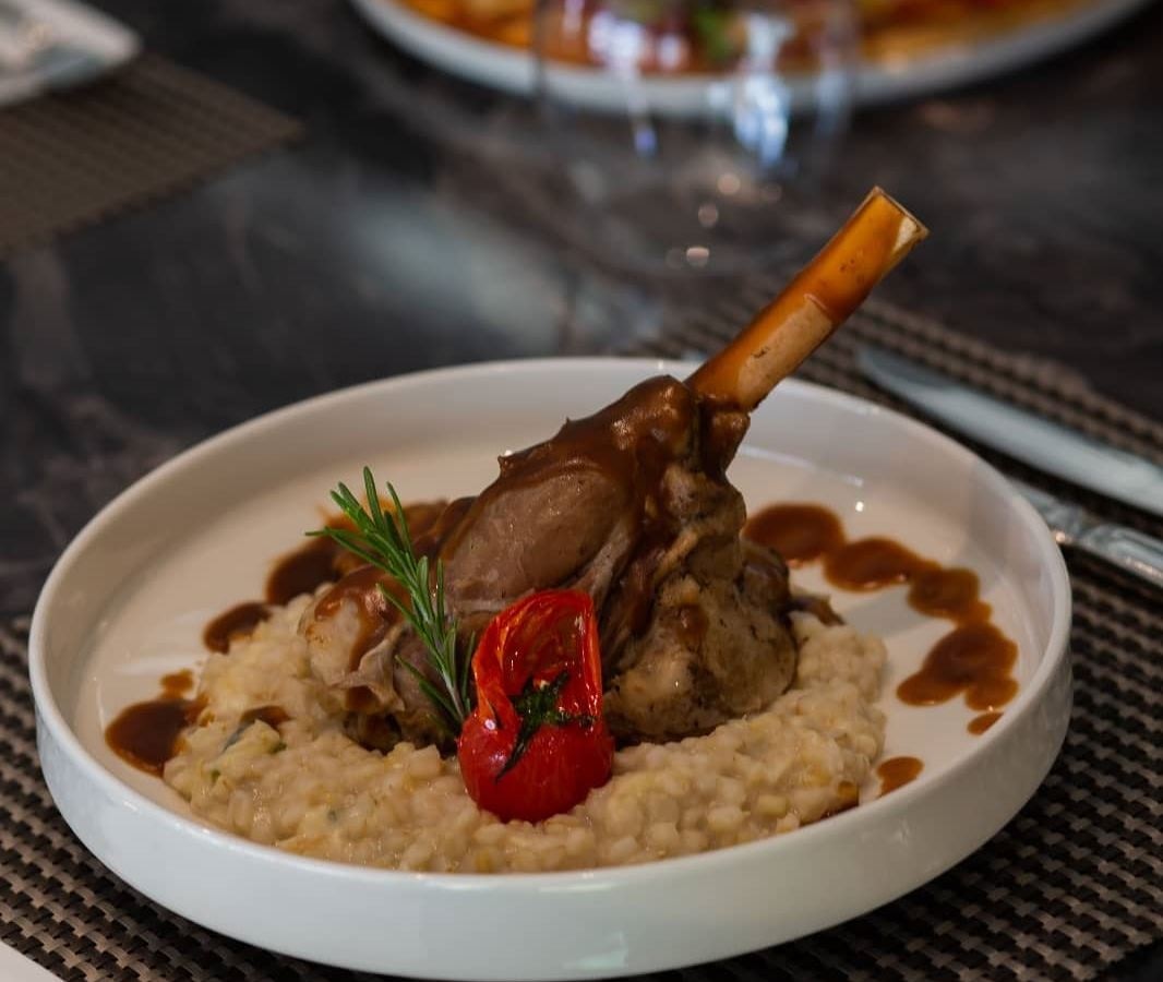 restaurants-restaurants