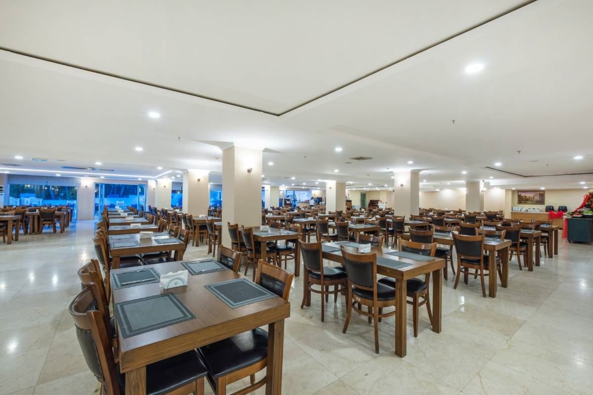 restaurants-restaurants