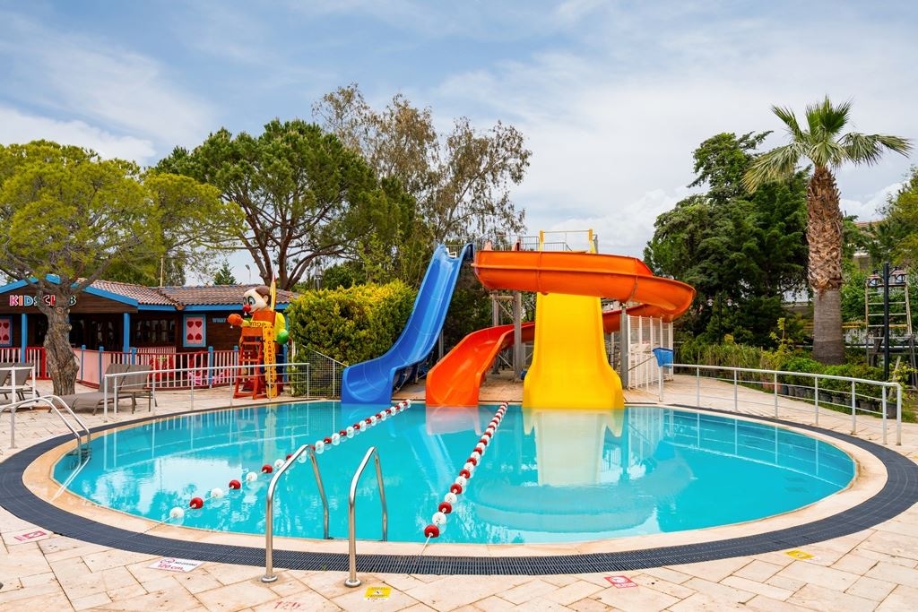 water-park-water-park