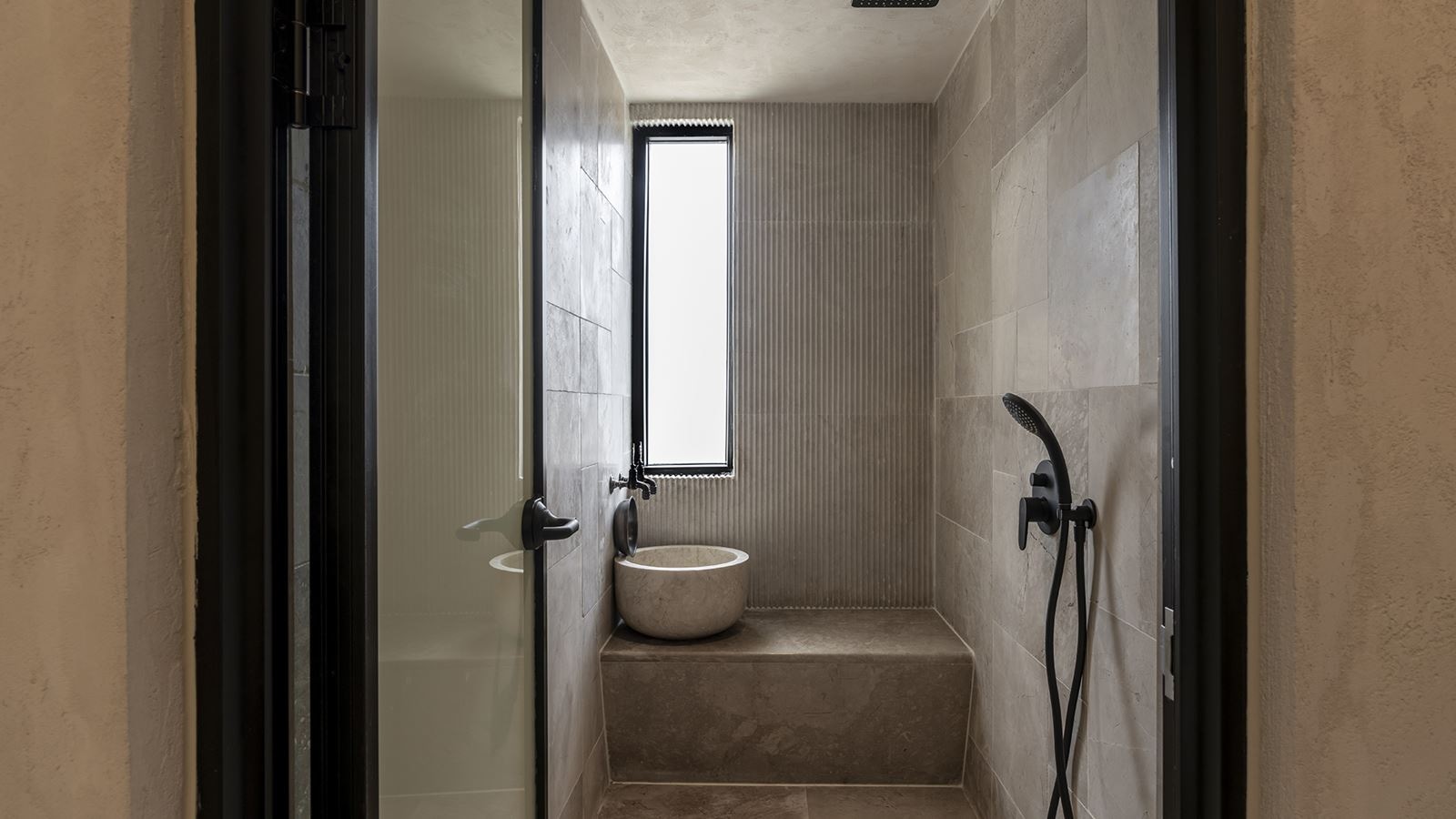 rooms-deluxe-room-with-sea-view