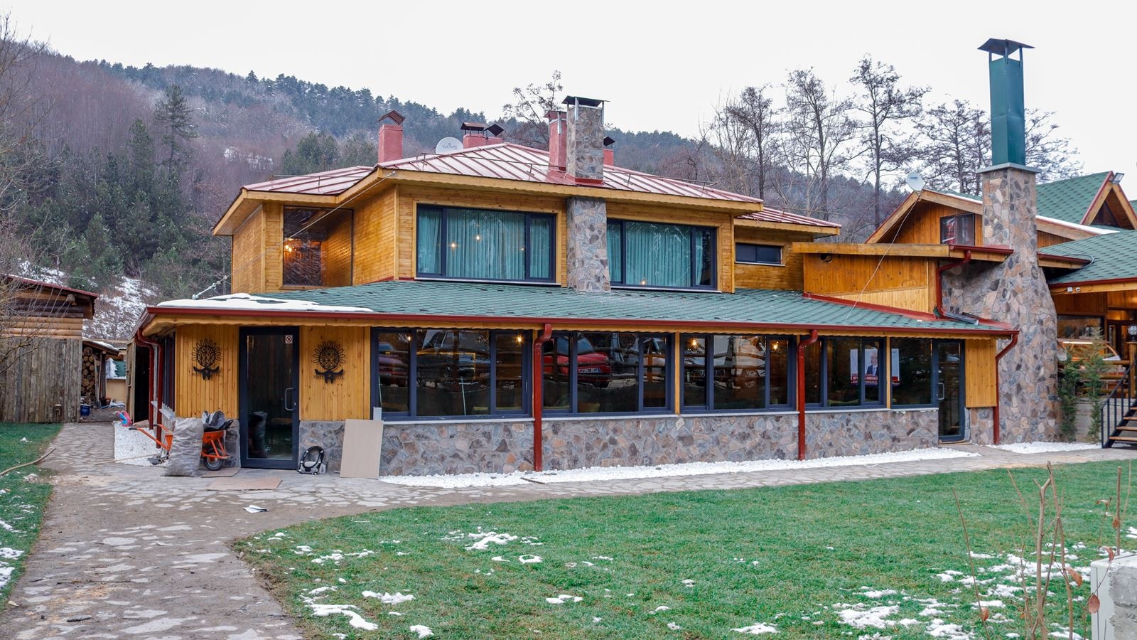 general-main-building