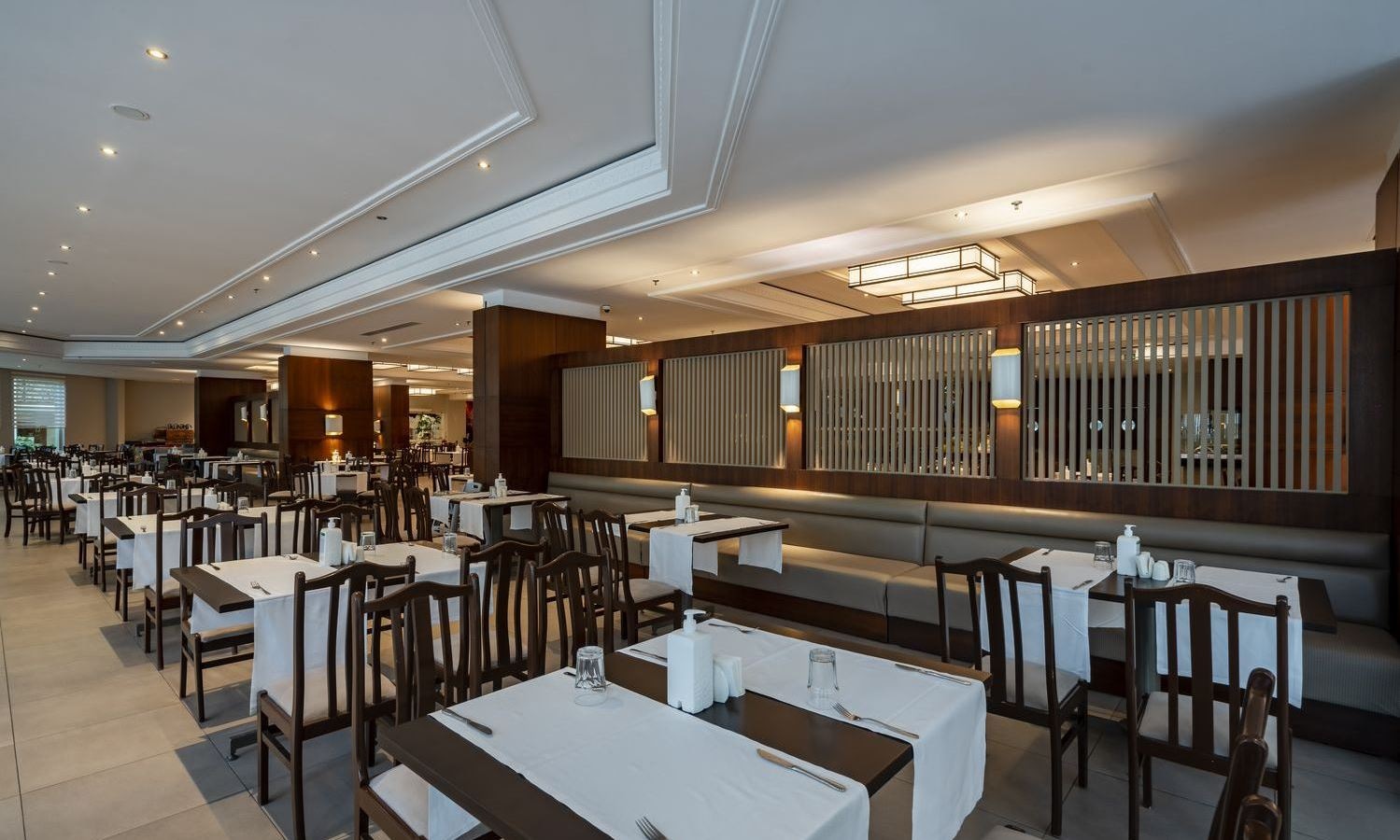 restaurants-main-restaurant