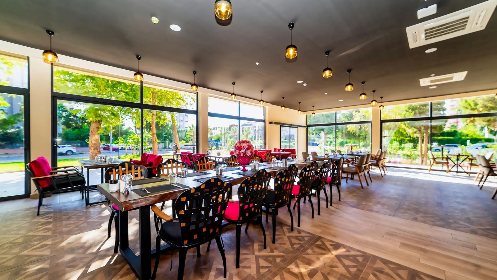 restaurants-main-restourant