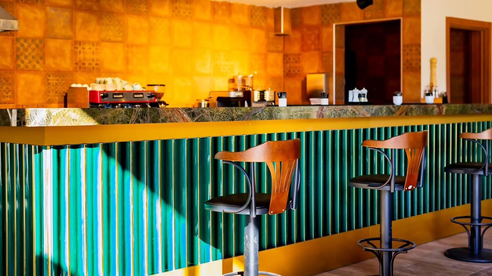 restaurants-main-restourant