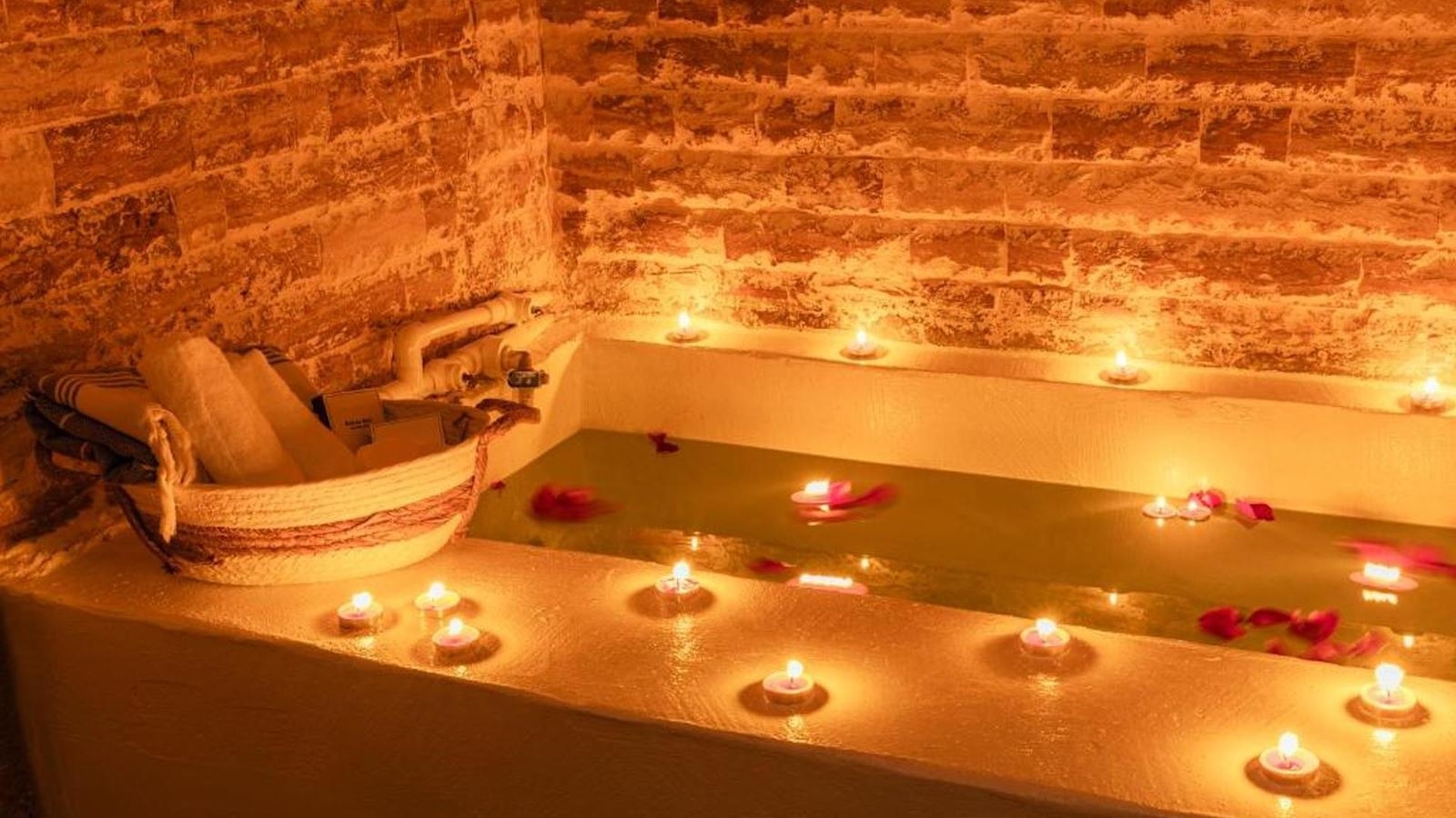 rooms-eko-standart-suit