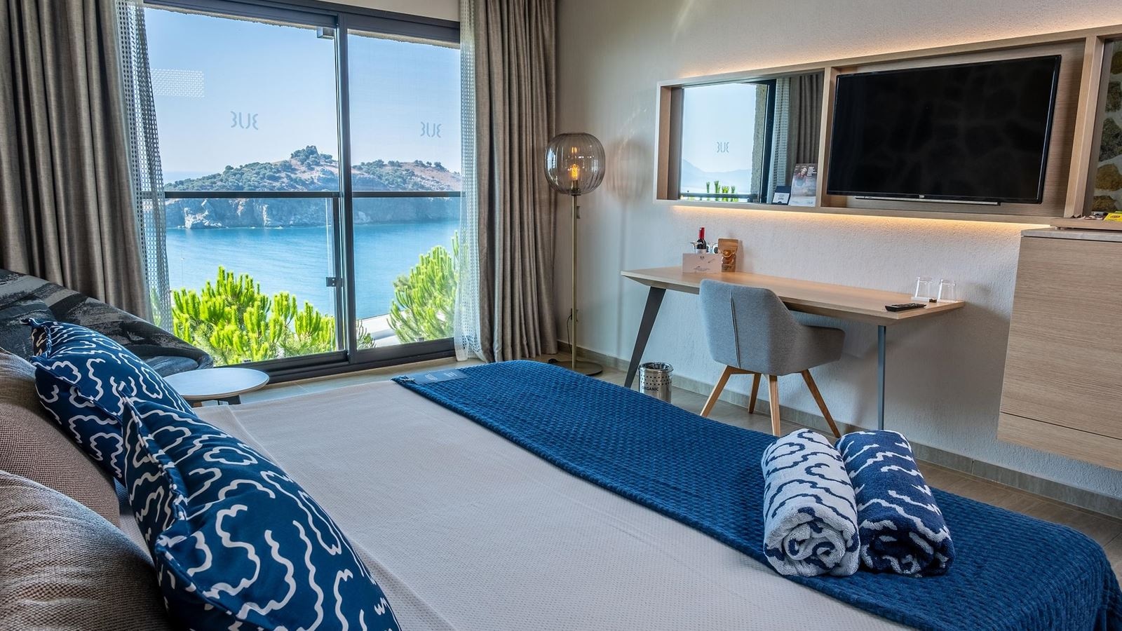 rooms-standard-room-sea-view-without-balcony
