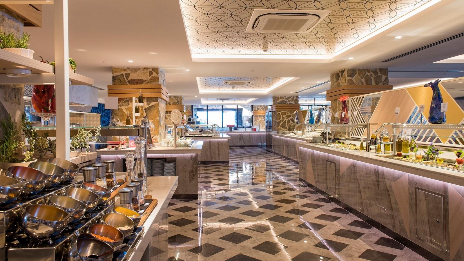 restaurants-the-restaurant