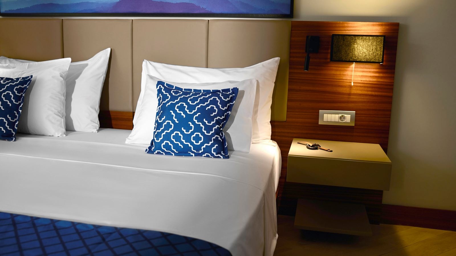 rooms-suite-sea-view-room