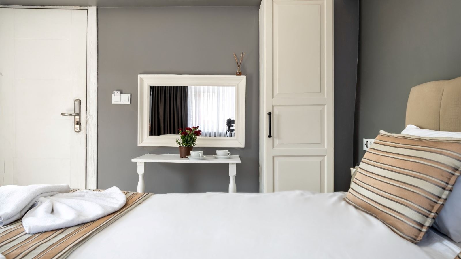 rooms-family-connection