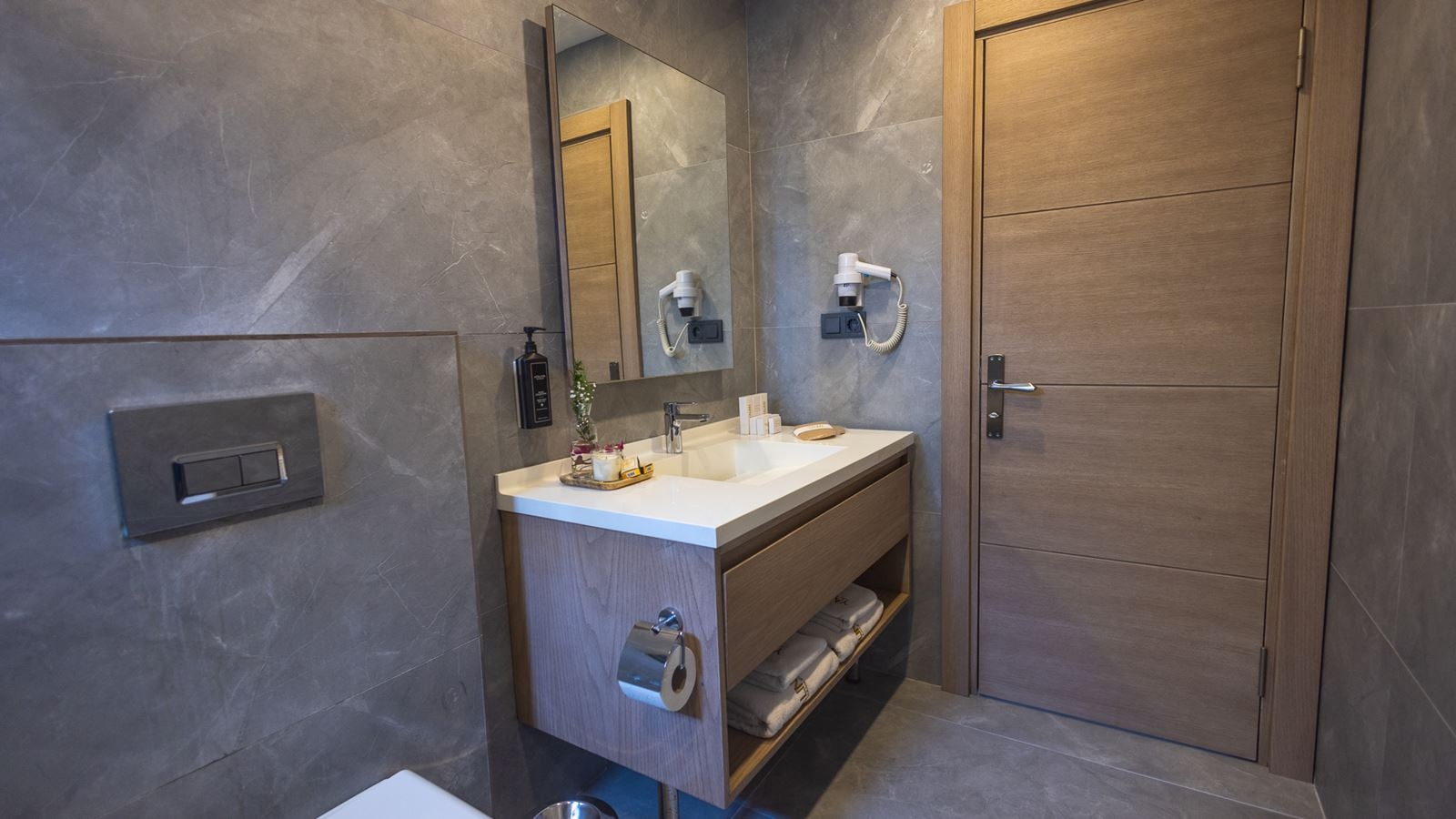 rooms-grand-suite-oda