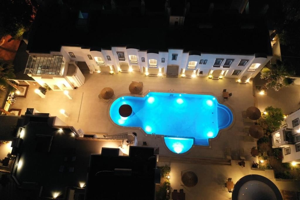 general-main-building