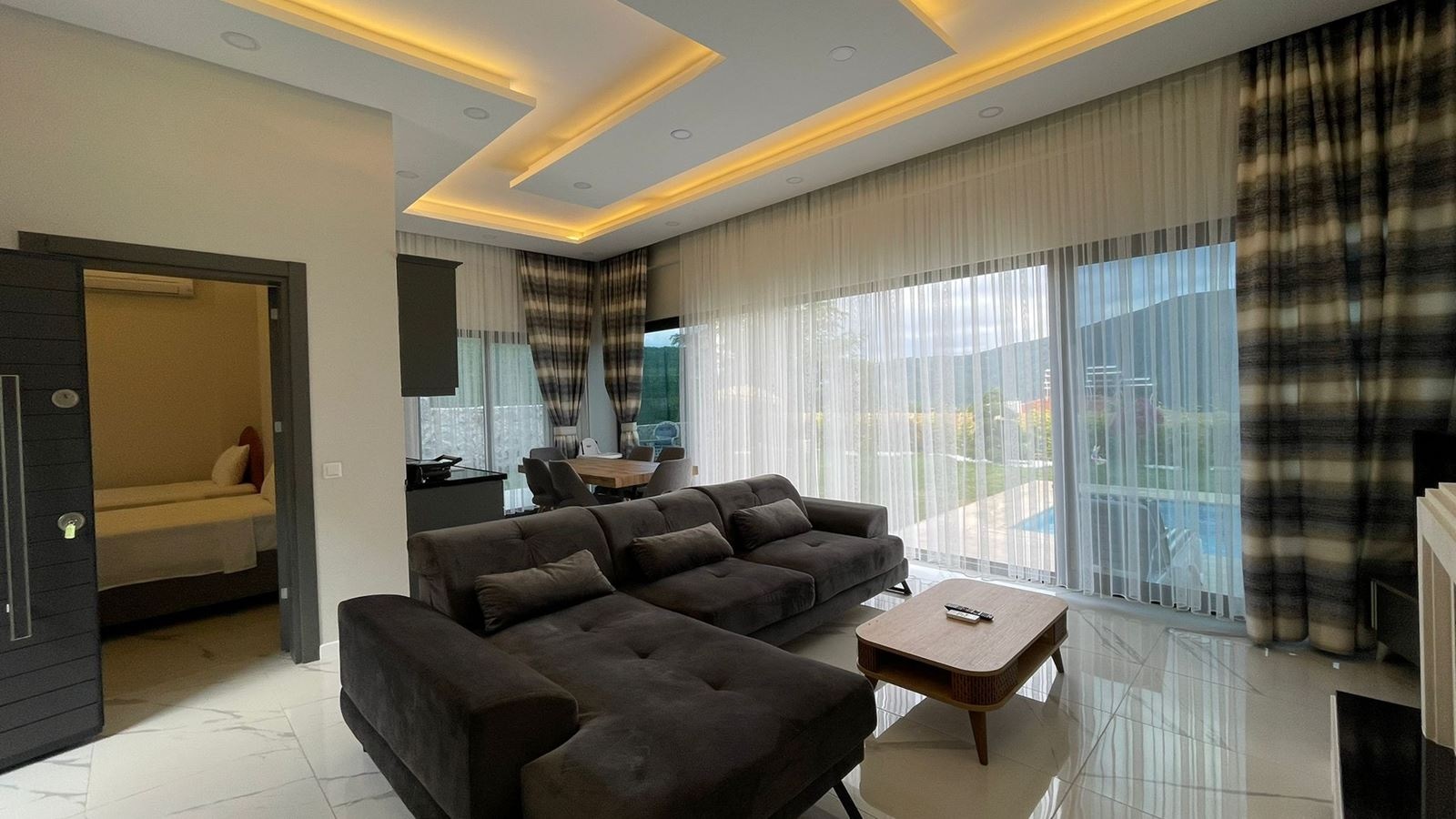 rooms-world-deluxe-2+1-jakuzili-turkuaz