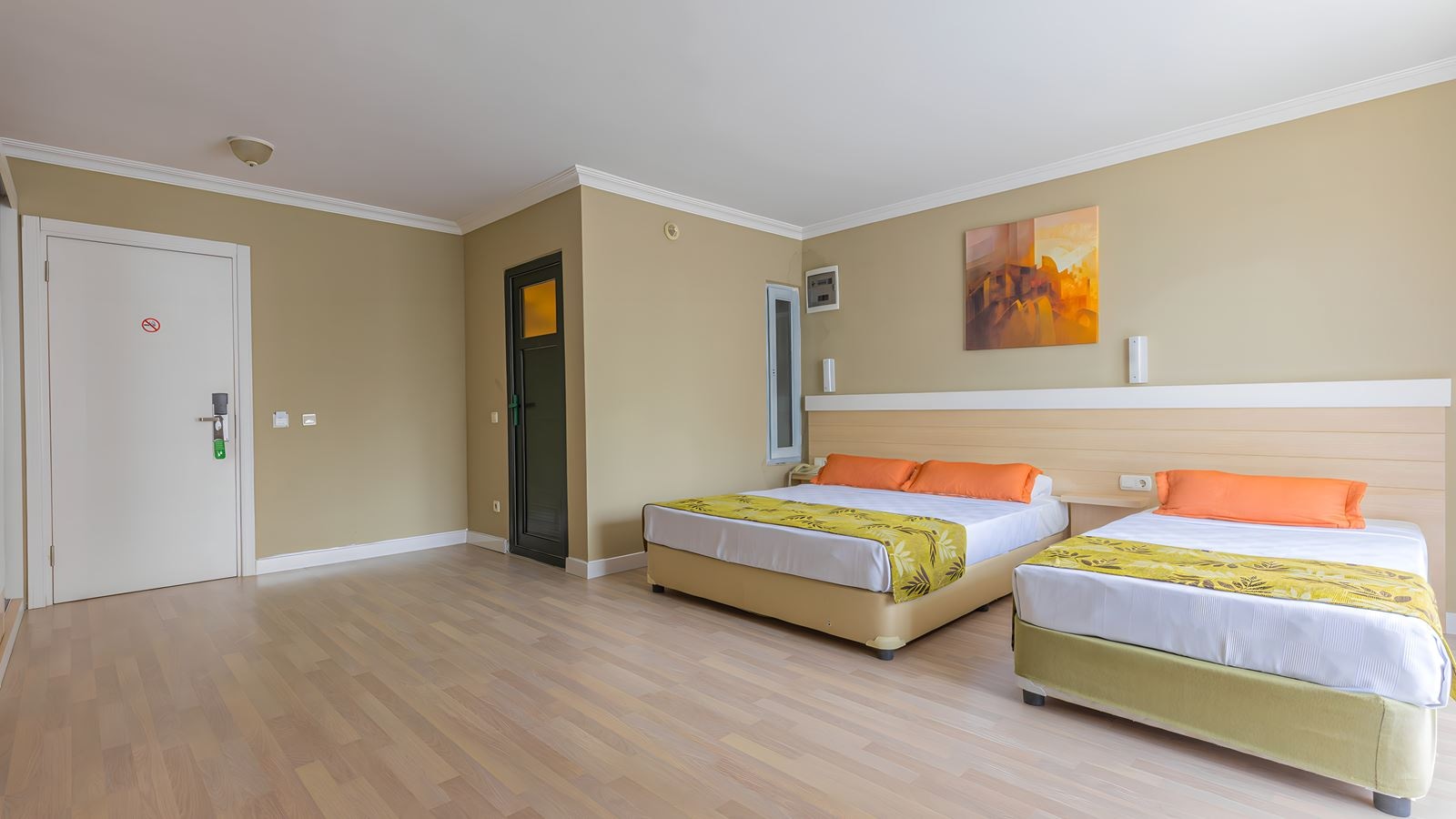 rooms-standard-room-land-view