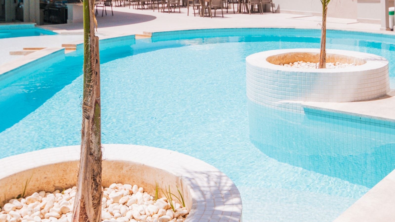 rooms-duplex-swim-up-suite