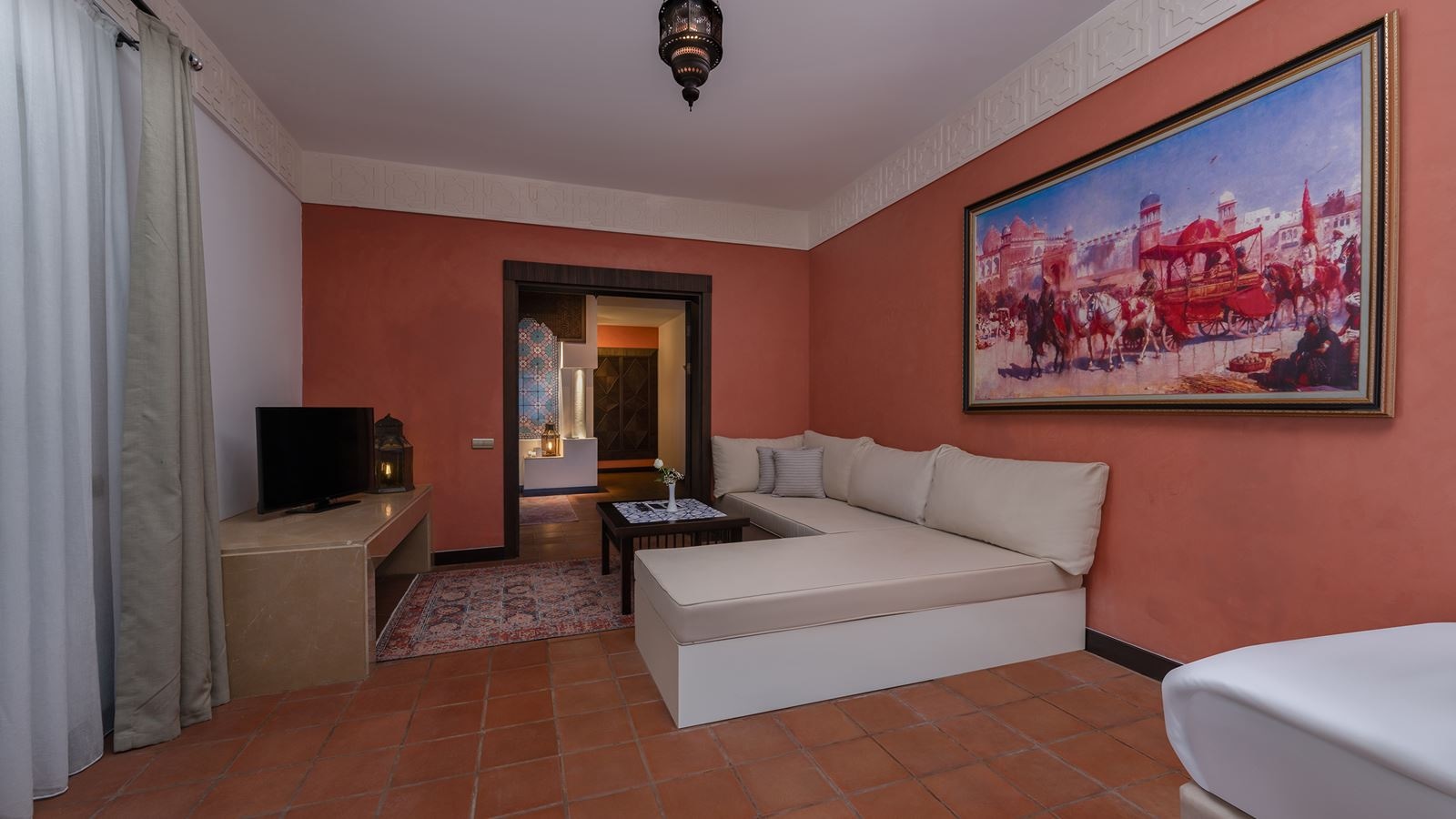 rooms-sultan-suite-with-jacuzzi