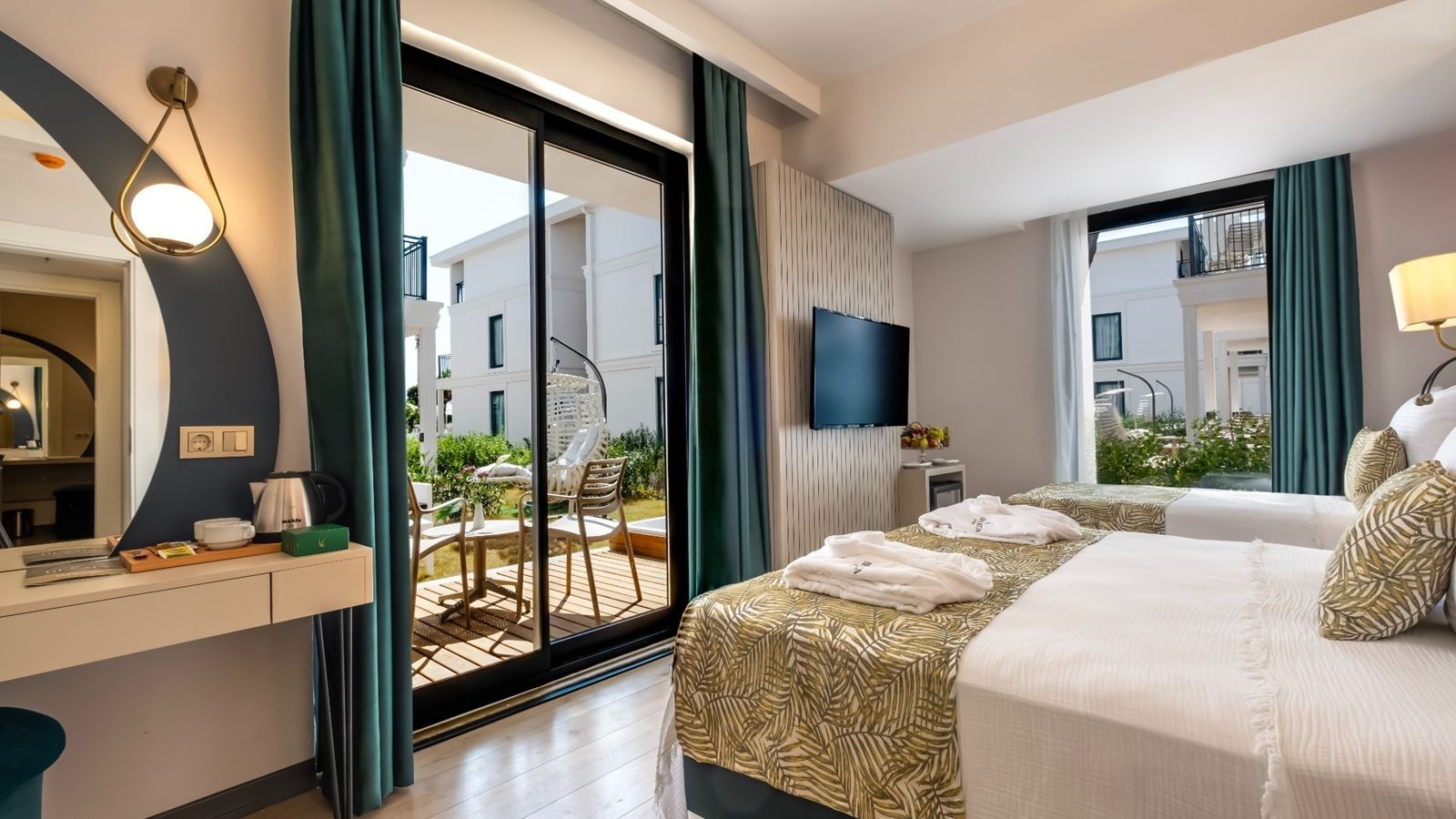 rooms-selectum-garden-room-jakuzili