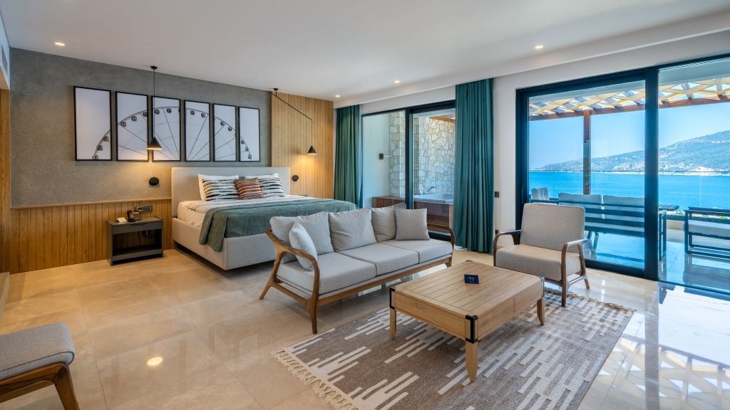 rooms-deluxe-sea-view-room-with-jacuzzi