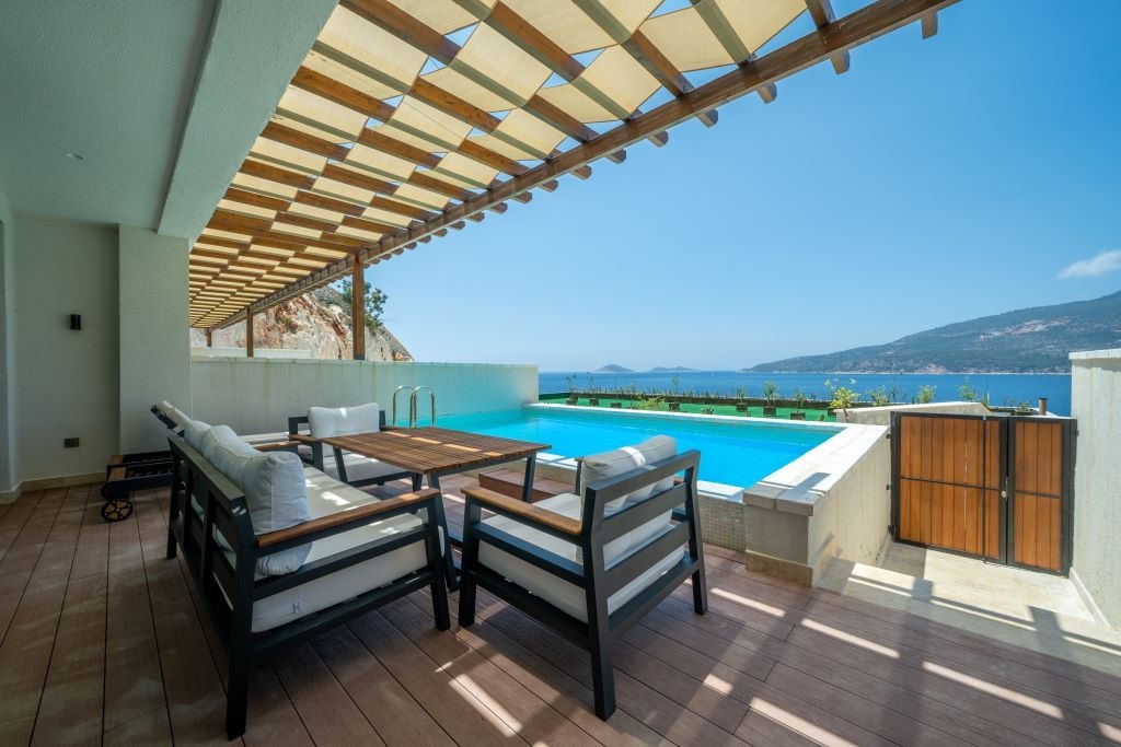 rooms-junior-suite-sea-view-with-private-pool