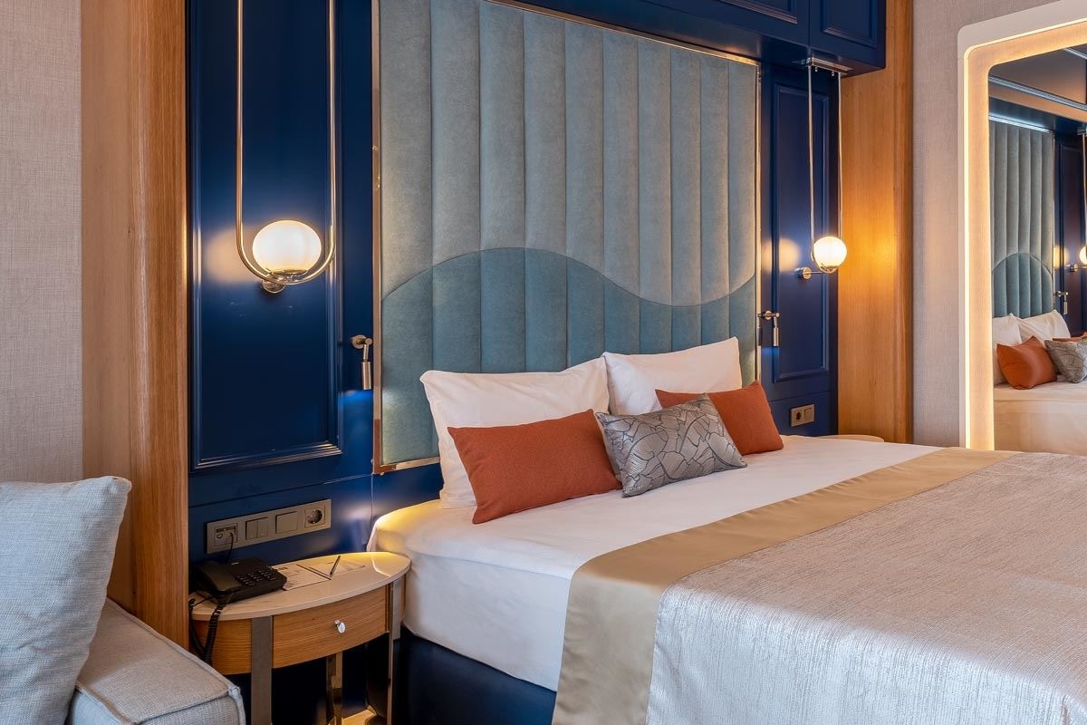 rooms-superior-swimup-sea-view