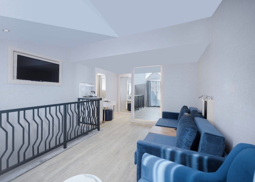 rooms-dublex-family-land-view-room