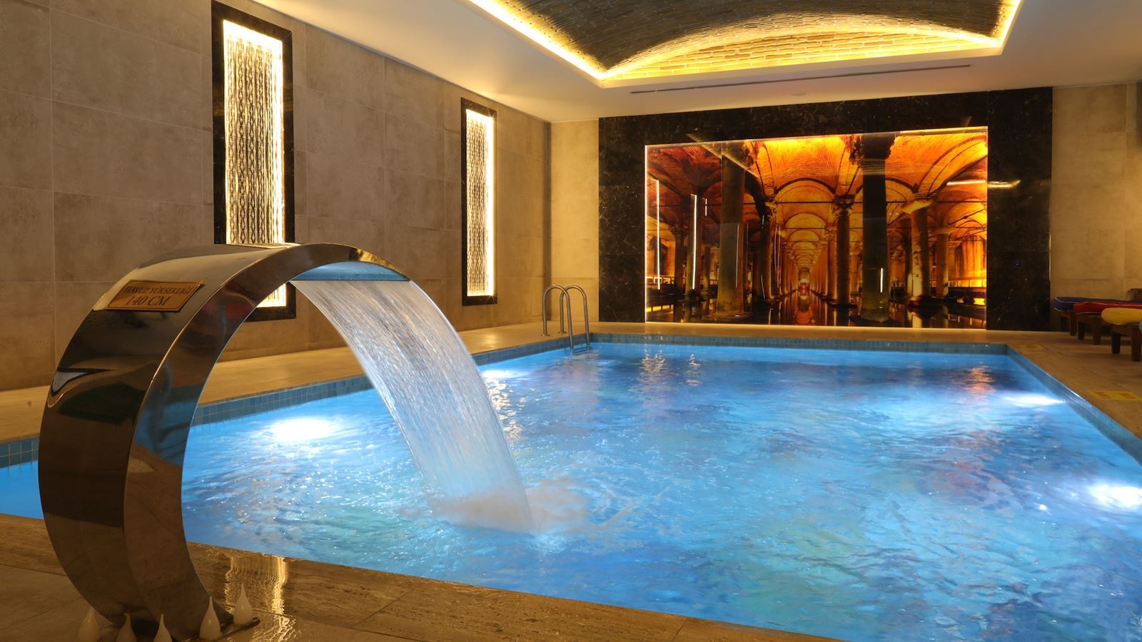 pools-indoor-pool