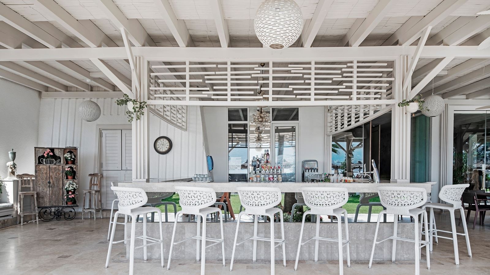 restaurants-snack-bar