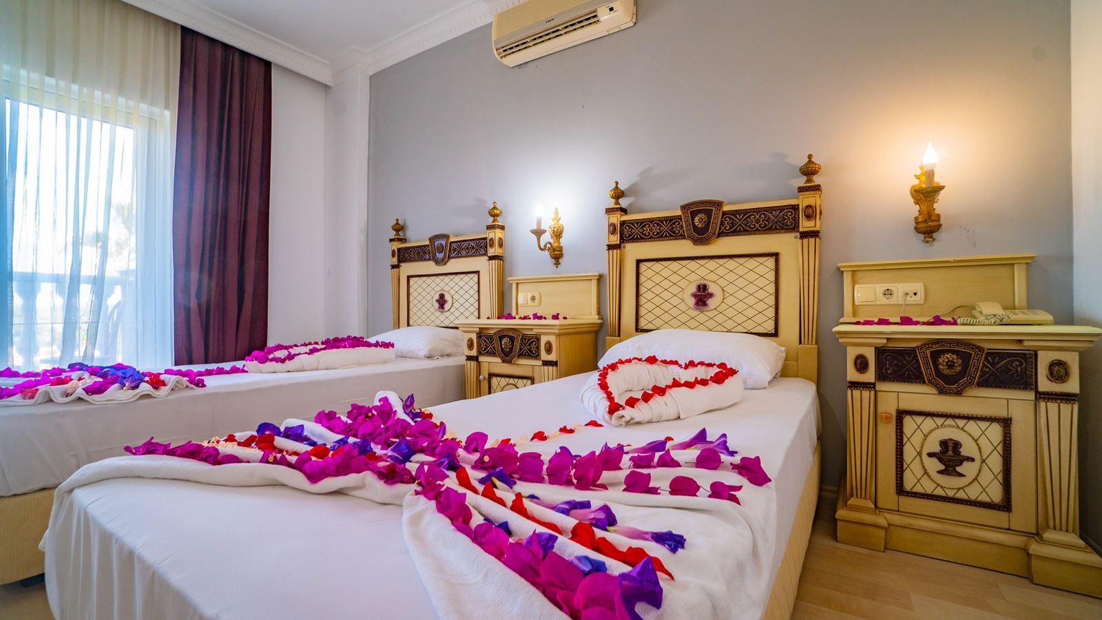 rooms-standart-oda-kara-manzarali