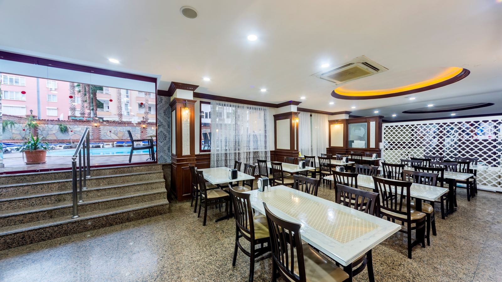 restaurants-main-restaurant