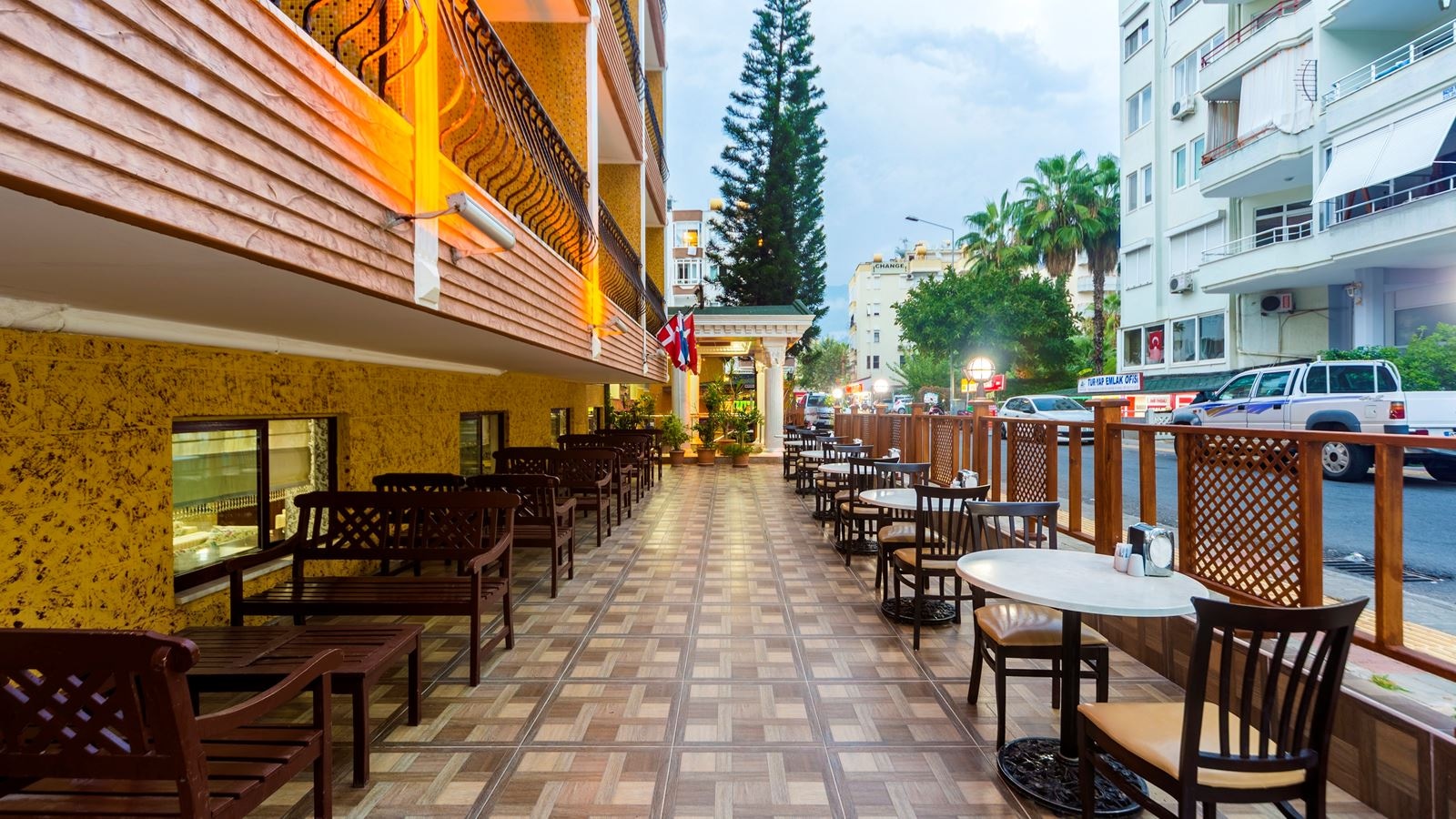 restaurants-main-restaurant