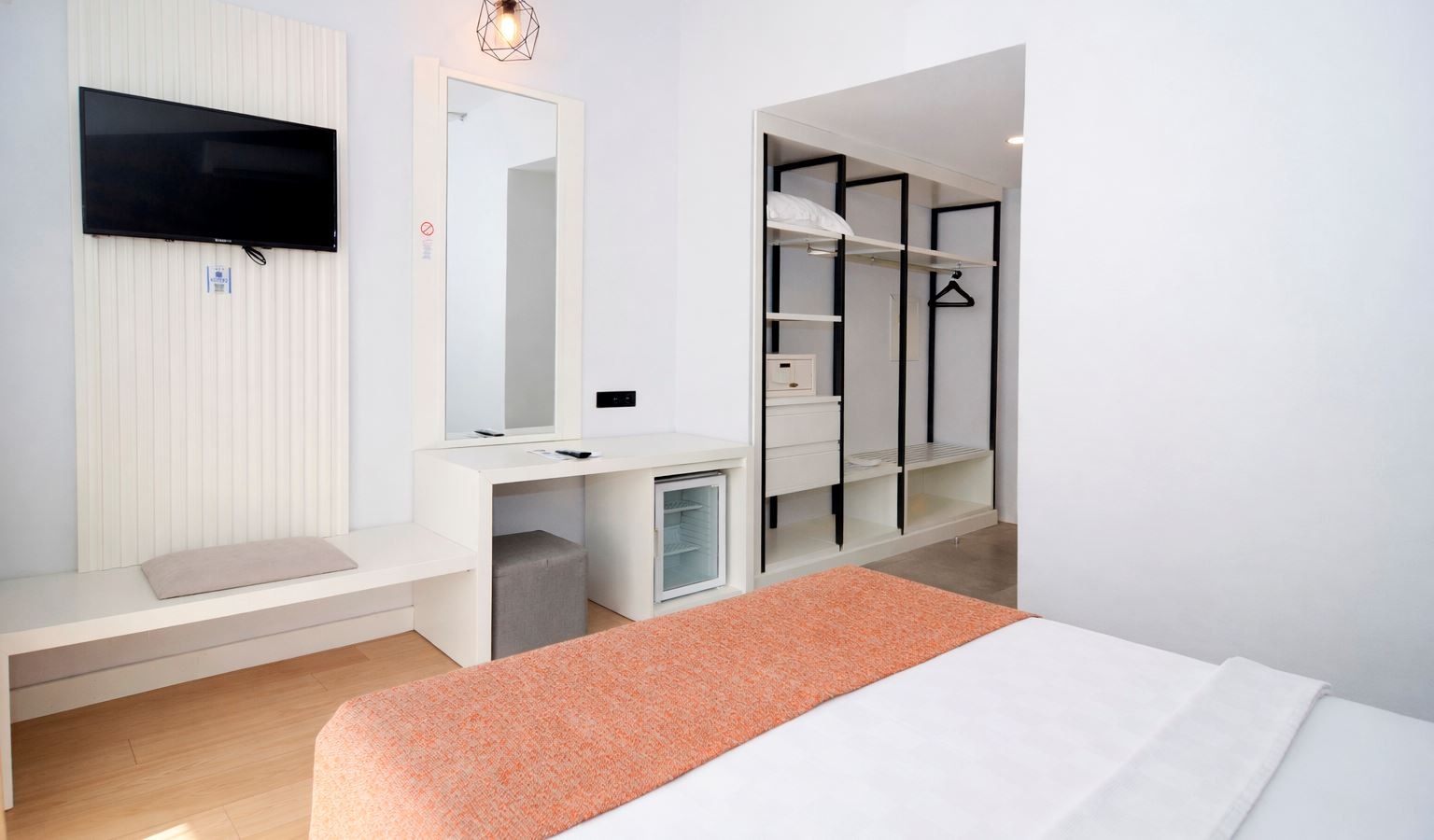 rooms-standard-dbl-room