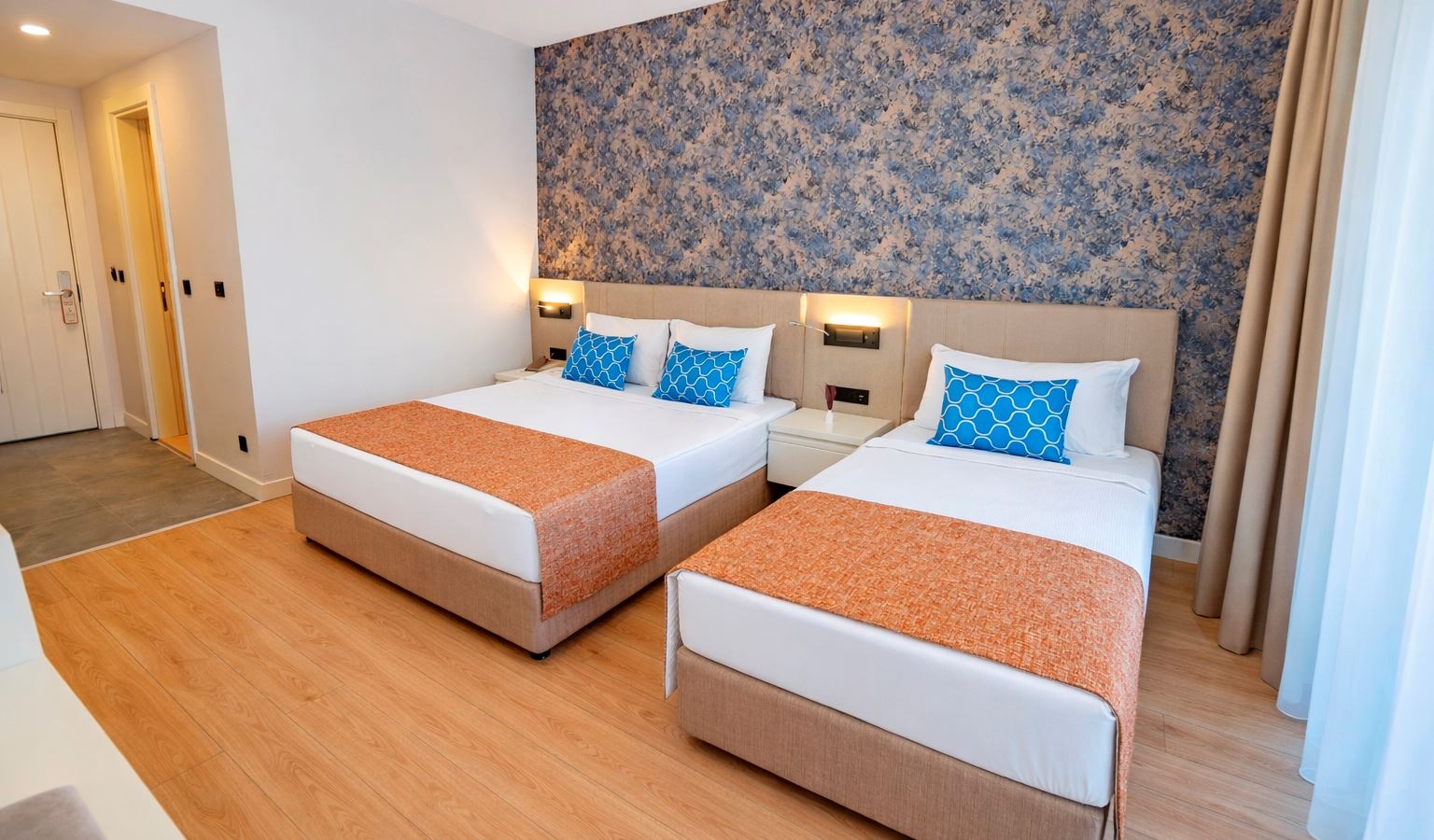 rooms-standard-trpl-room