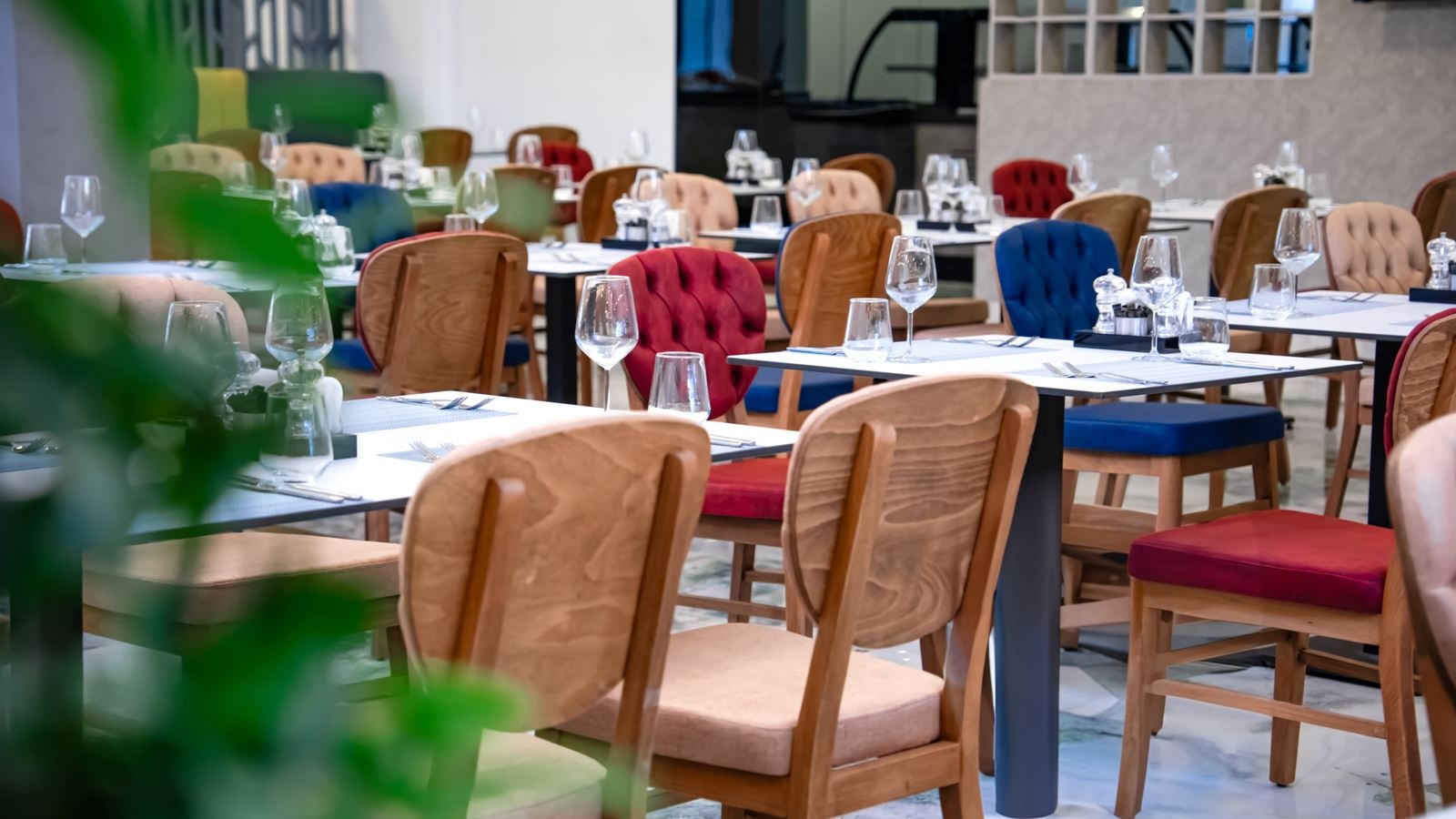 restaurants-restaurants